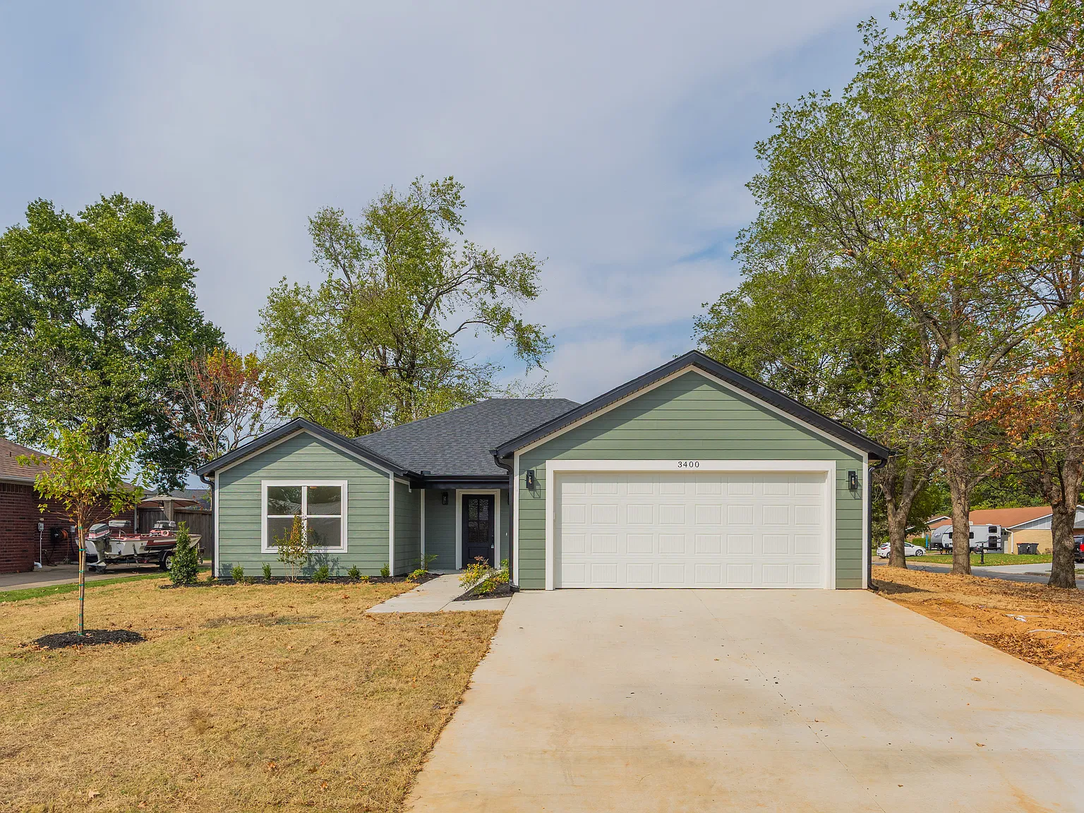 4 bed, 1658 sqft, $1,950 — Photo 1