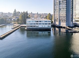 Lakeview Lanai, Seattle, WA 98112