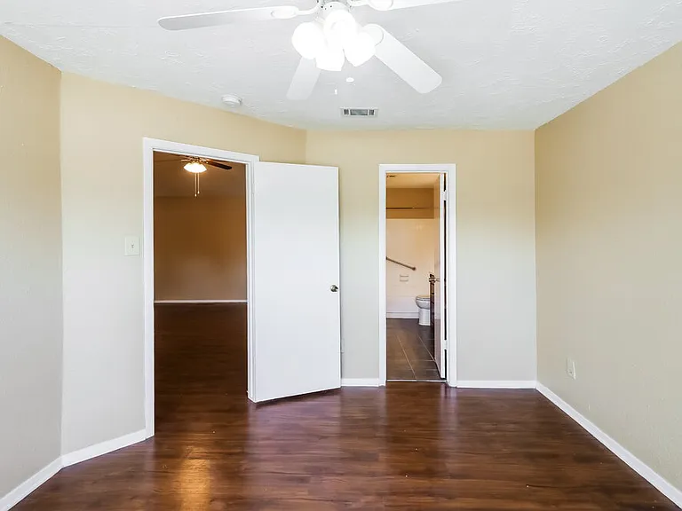 13427 Boonway Dr — Photo 11
