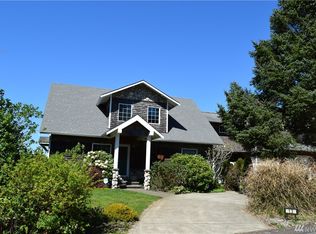 13 Sapphire Dr, Pacific Beach, WA 98571