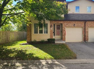 308 Conway Dr #15, London, ON N6E 3N9