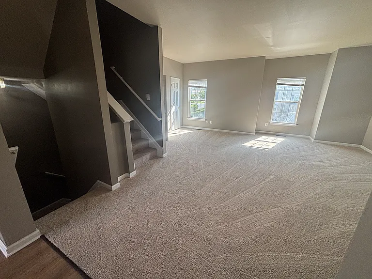 2353 Walnut Bottom Rd — Photo 6