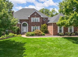 1221 Grey Fox Run, Weldon Spring, MO 63304