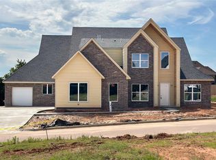 4548 Maple Ridge Dr, Edmond, OK 73034