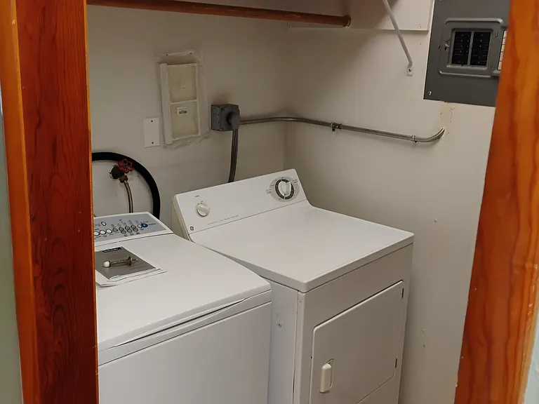 Utlity room and storage