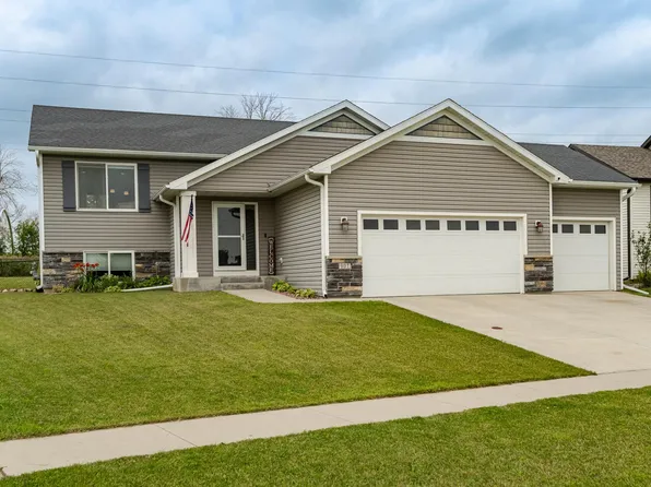 907 15th Ave NW, Kasson, MN 55944