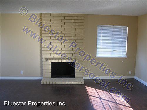 2nd image of 15910 Lindero St