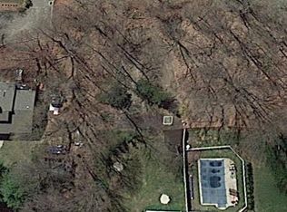 21 Segar St, Danbury, CT 06810