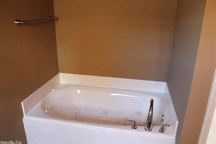 159 Harvick Cir — Photo 22