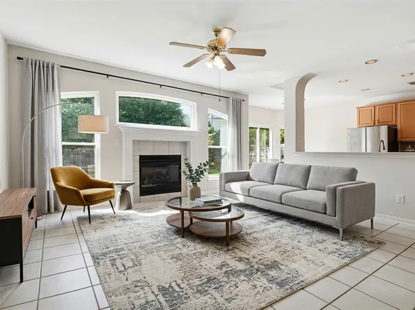 8200 Sunburst Pkwy, Round Rock, TX 78681