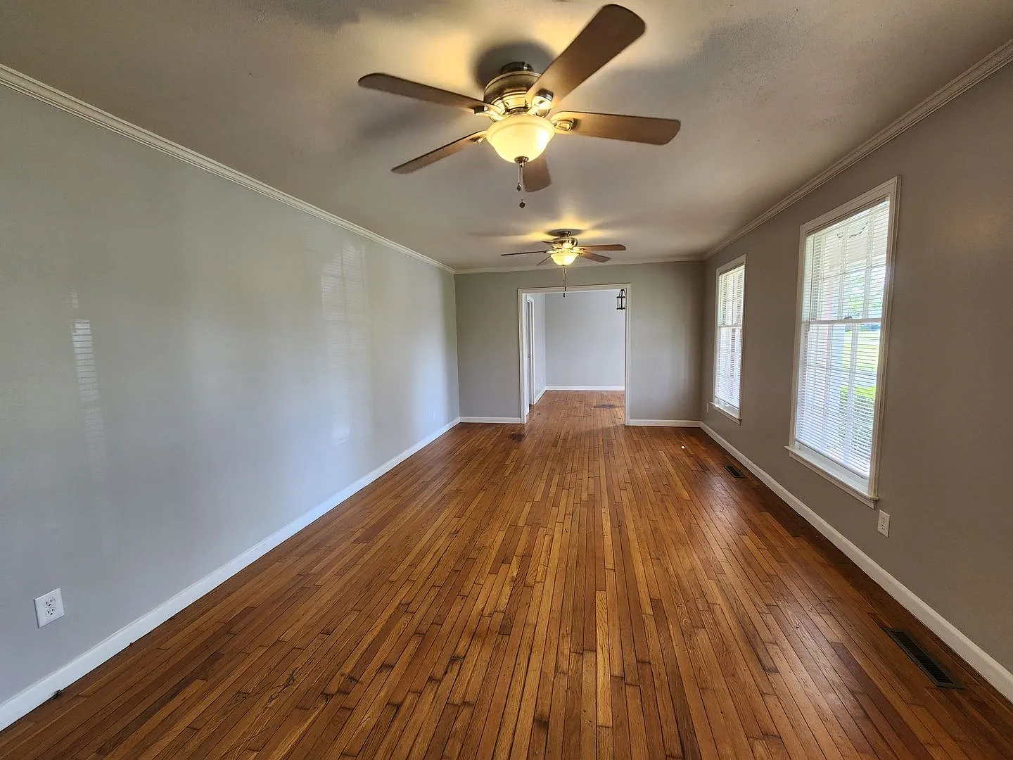 3 bed, 1736 sqft, $1,575 — Photo 2