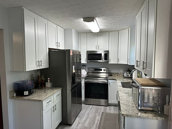 4th image of 12026 Winding Creek Way