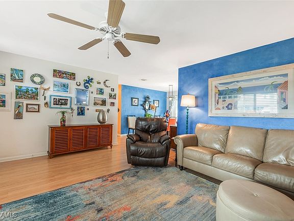 5th image of 1489 Charmont Pl