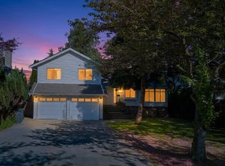 10048 157th St, Surrey, BC V4N 2R9