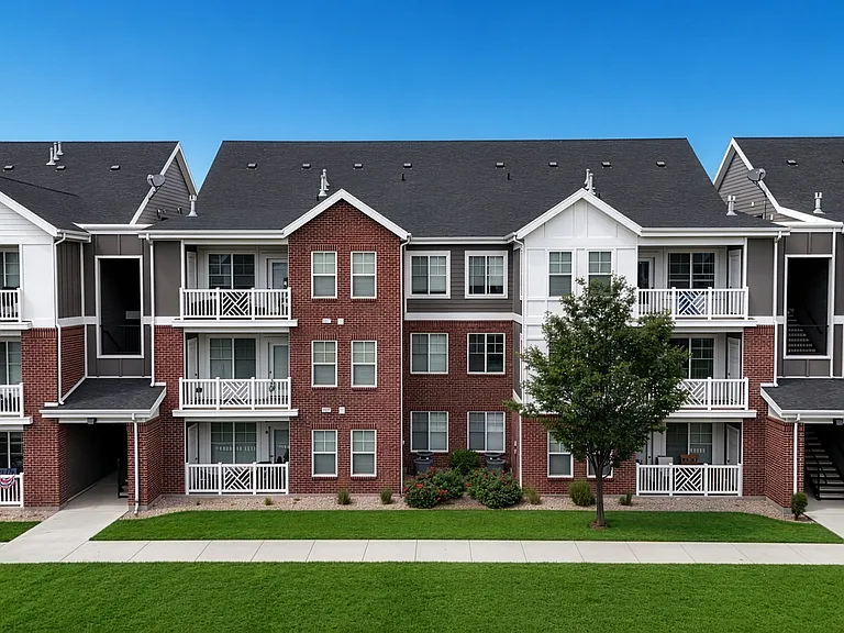 Draper Village Apartments — Photo 15