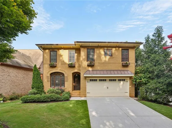 3194 Silver Lake Dr NE, Atlanta, GA 30319