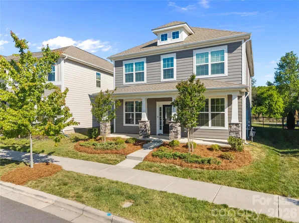 15721 White Quartz Ln, Davidson, NC 28036