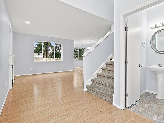 5th image of 21253 SE 275th Court