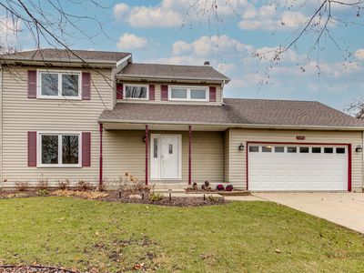 1090 Hawthorne Ave, Gurnee, IL, 60031