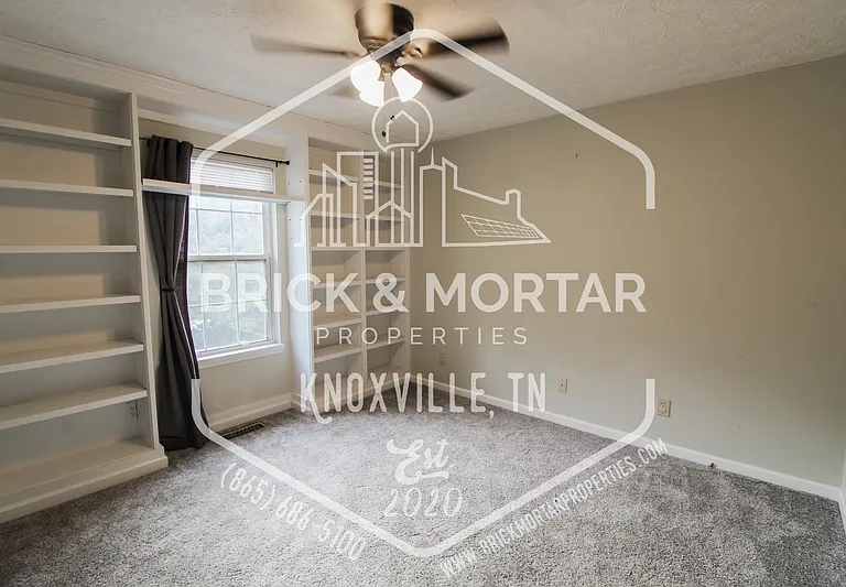 808 Pioneer Dr — Photo 32