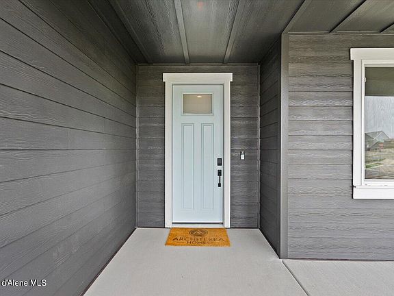 4th image of 4812 E Dorado Ave