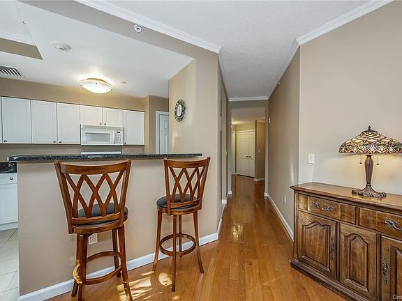 5th image of 300 Mamaroneck Ave APT 232