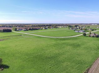 2440 N 4210th Rd, Sheridan, IL 60551