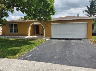 9450 NW 24th St, Sunrise, FL 33322
