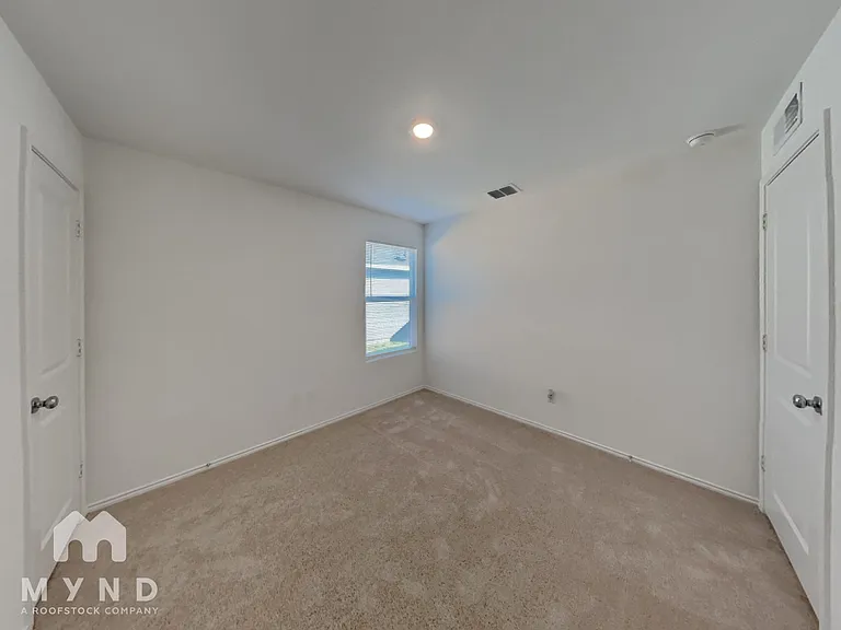 6808 Sunbeam Cir — Photo 11