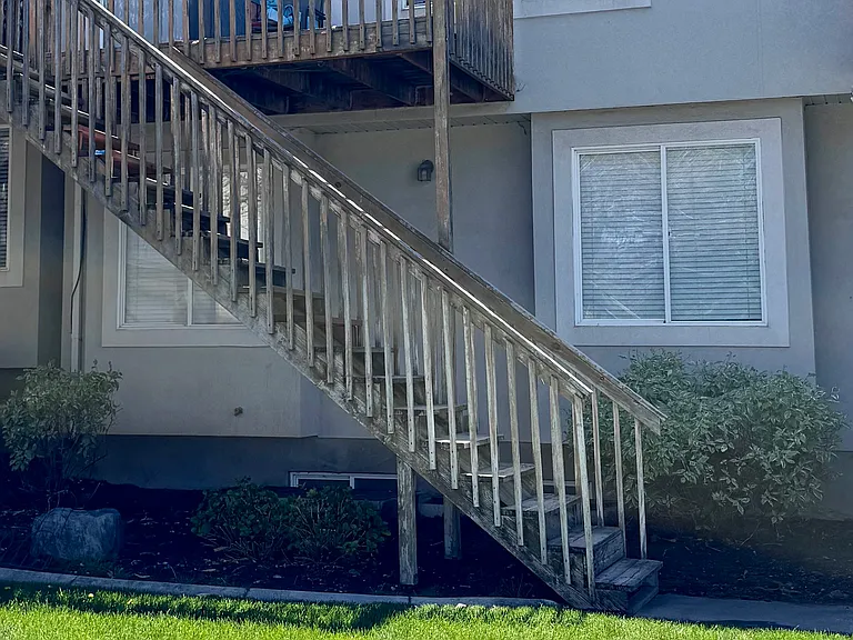 11 E 2200 S — Photo 31
