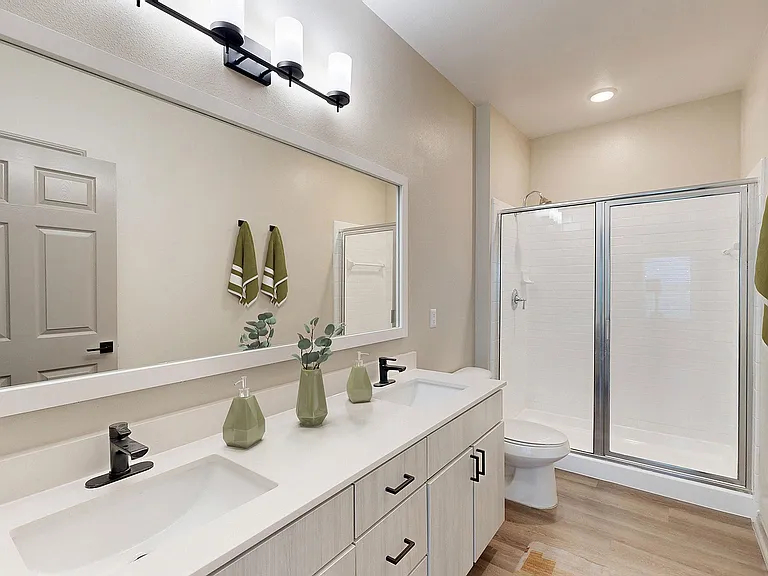 Newly Renovated Ensuite Bathroom