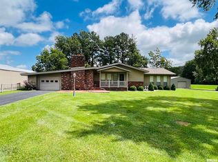 1135 Karel Park Rd, Eldorado, IL 62930