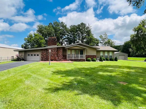 1135 Karel Park Rd, Eldorado, IL 62930