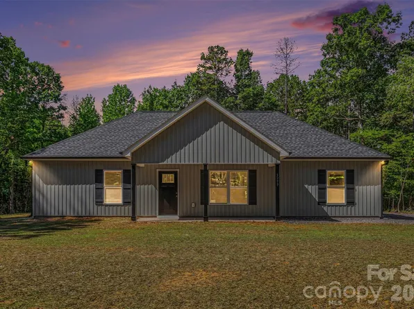 3299 Old Seine Rd, Smyrna, SC 29743