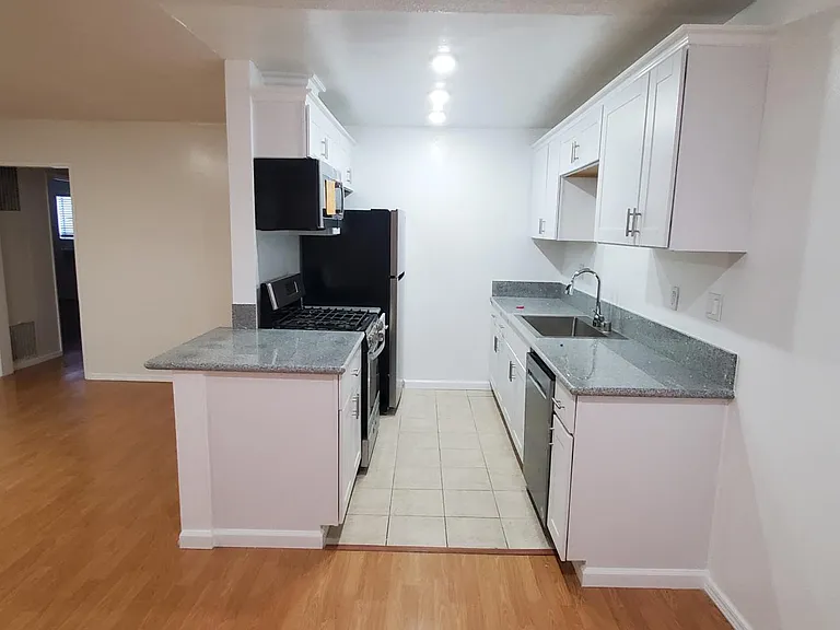 3736 Watseka Ave #4 — Photo 3