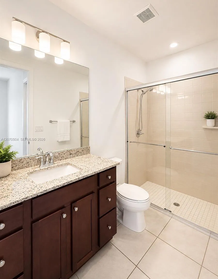 Mc Residential — Photo 4