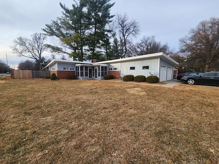 1st image of 2037 S 45th St