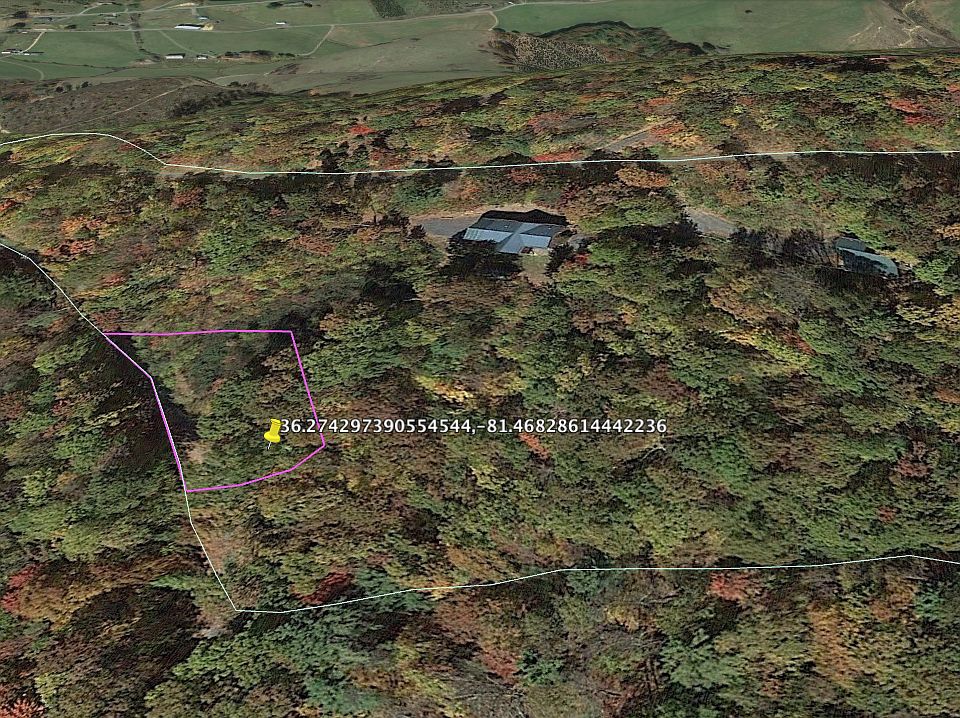 1st image of Pine Knoll Dr