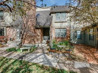 8193 E Phillips Cir, Centennial, CO 80112