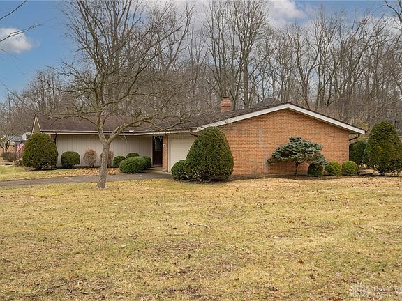 5th image of 494 Towncrest Dr