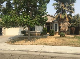 5693 E Christine Ave, Fresno, CA 93727