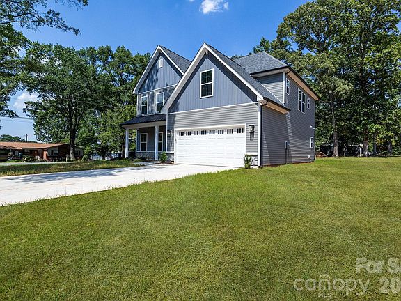 2nd image of 201 Henderson Cir