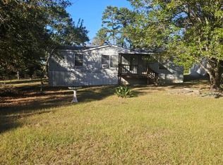 655 Colony Park Dr, Trinity, TX 75862