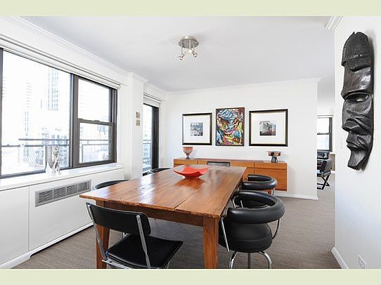 4th image of 140 E 83rd St APT 16C