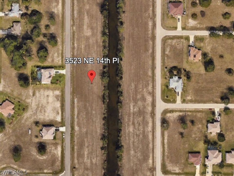 2nd image of 3523 NE 14th Pl