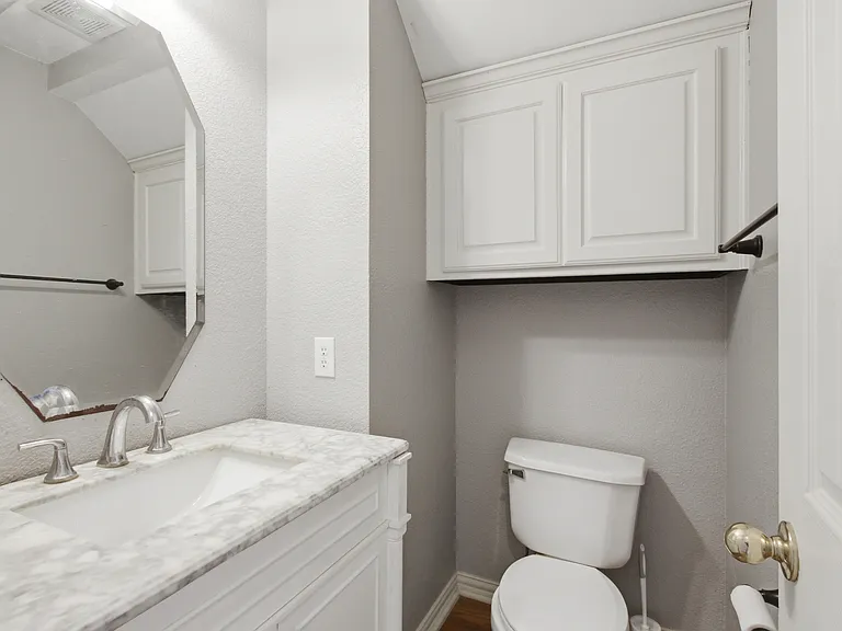 7852 Rainbow Falls Dr — Photo 25