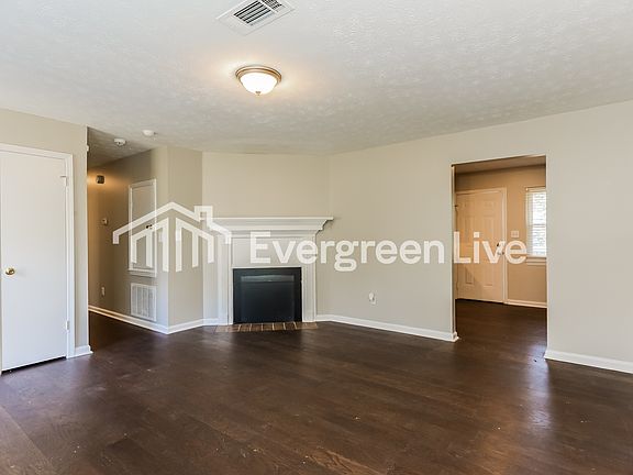 3rd image of 141 Marians Way