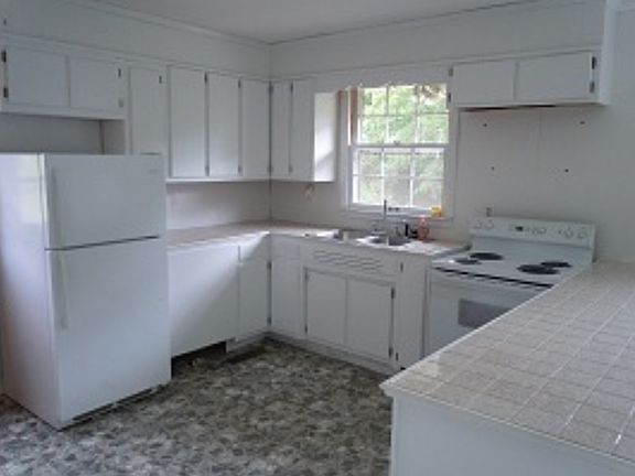 Lots of cabinet space!