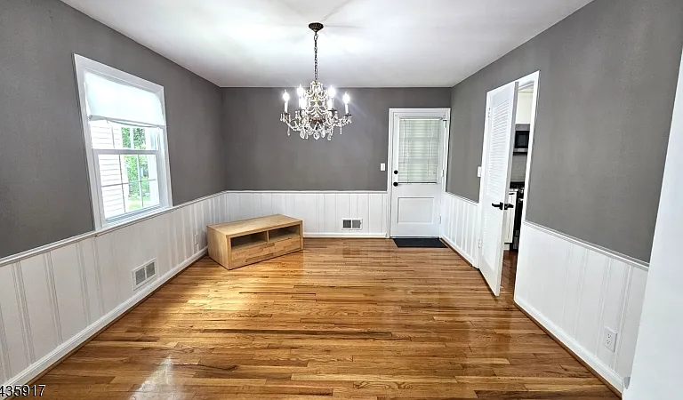 376 Delaware Ave — Photo 9