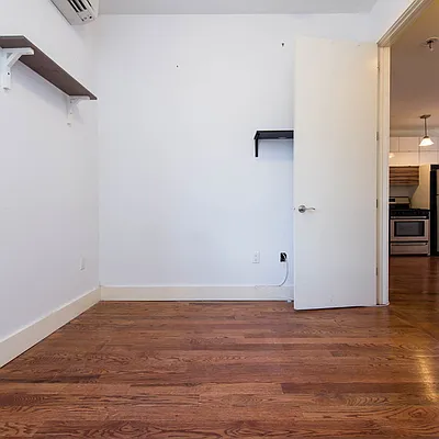 Rented by Nooklyn NYC LLC | media 65